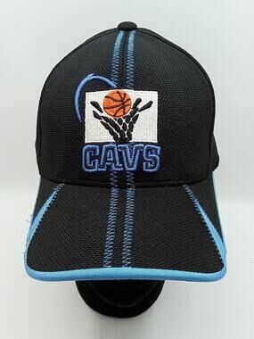 Vintage 2000 Cleveland Cavaliers NBA Reebok Cap S/M